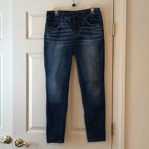 EUC American Eagle High Rise Jegging- 12 Short